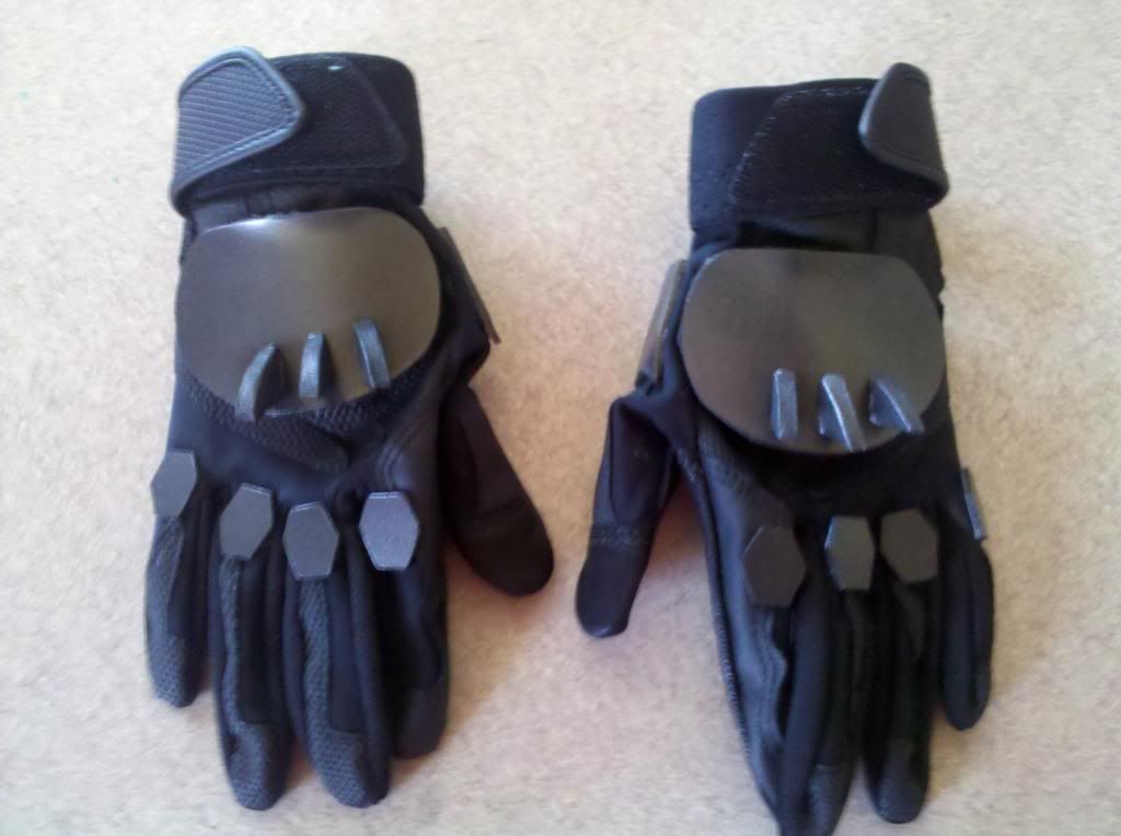 Gloves2_zpsdd5b0241.jpg