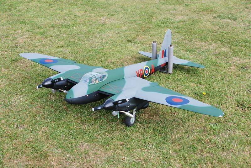 AEROTECH MODELS 71" WING SPAN MOSQUITO T111 LARGE SCALE MODEL PLANE KIT