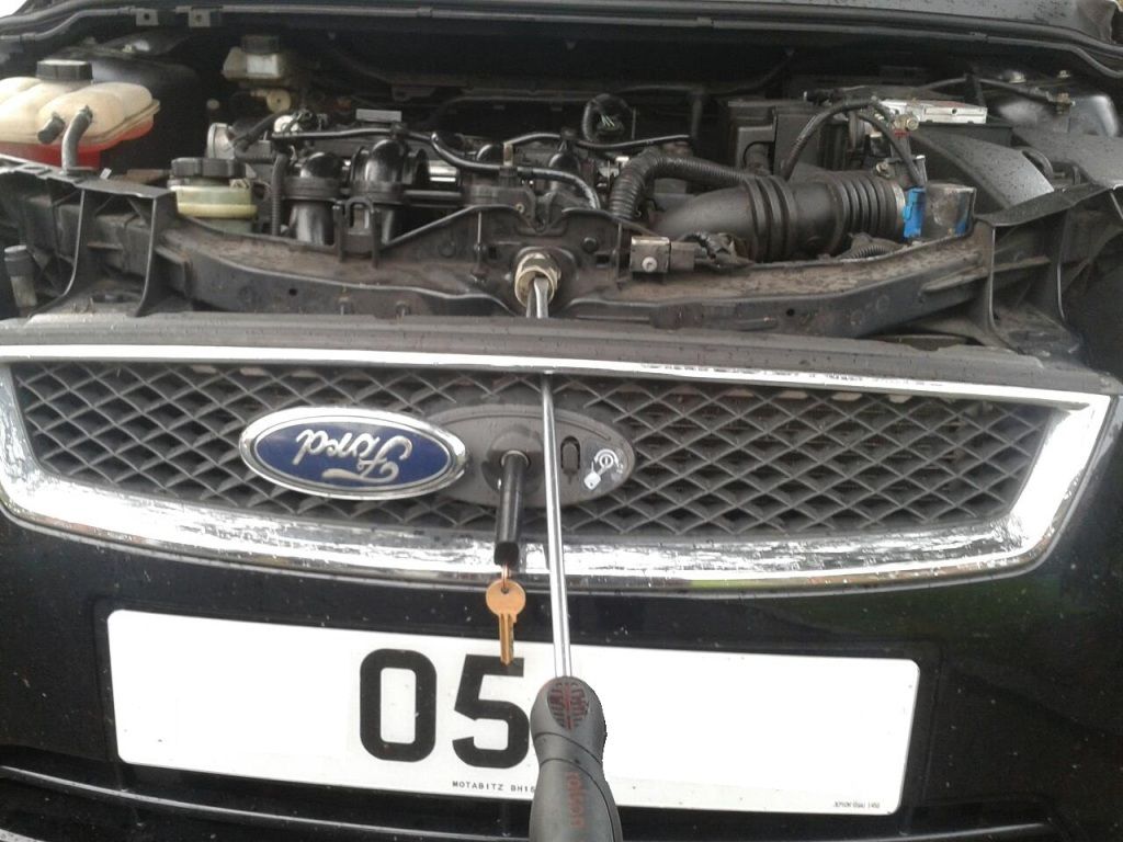 Open the bonnet on a ford focus