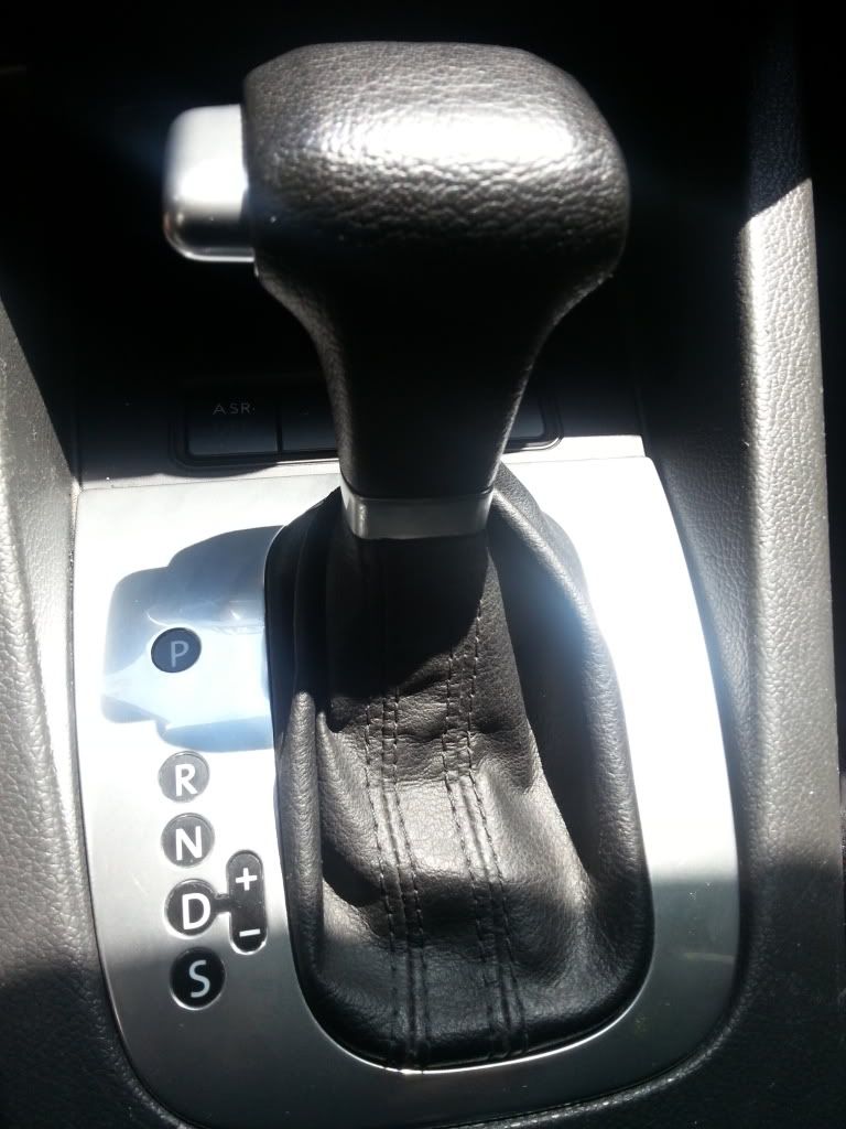 Please help...removing auto shift knob & replacing boot mkv jetta