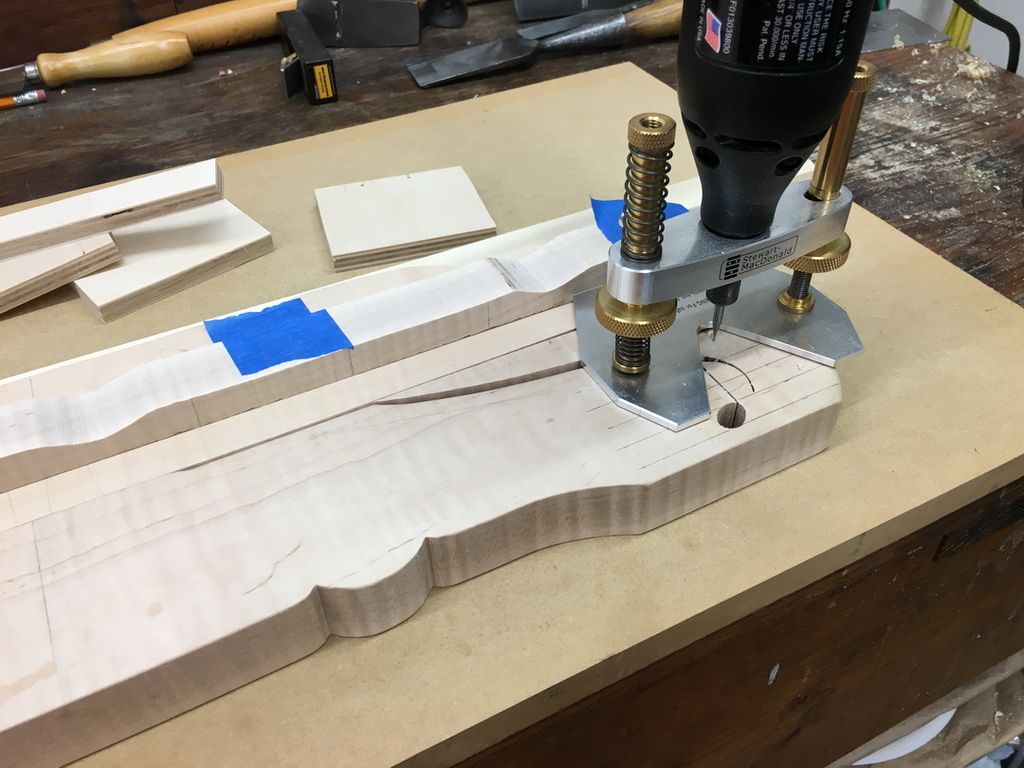 09%20-%20Cutting%20lines%20with%20Dremel