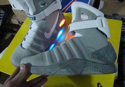 NikeAirMag_012.jpg