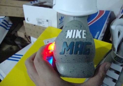 NikeAirMag_016.jpg